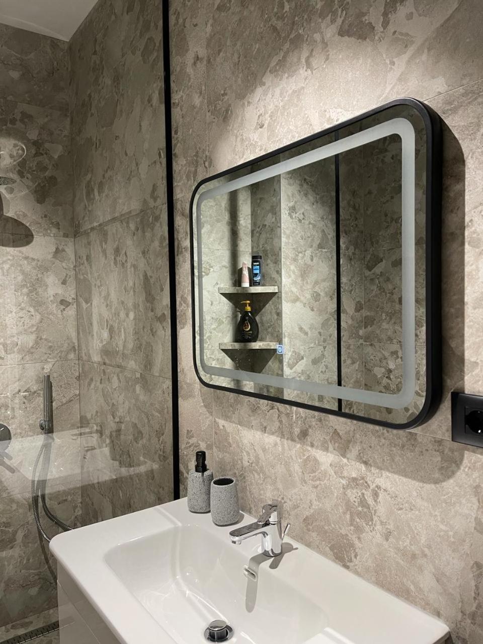 Am Apartment تيرانا المظهر الخارجي الصورة