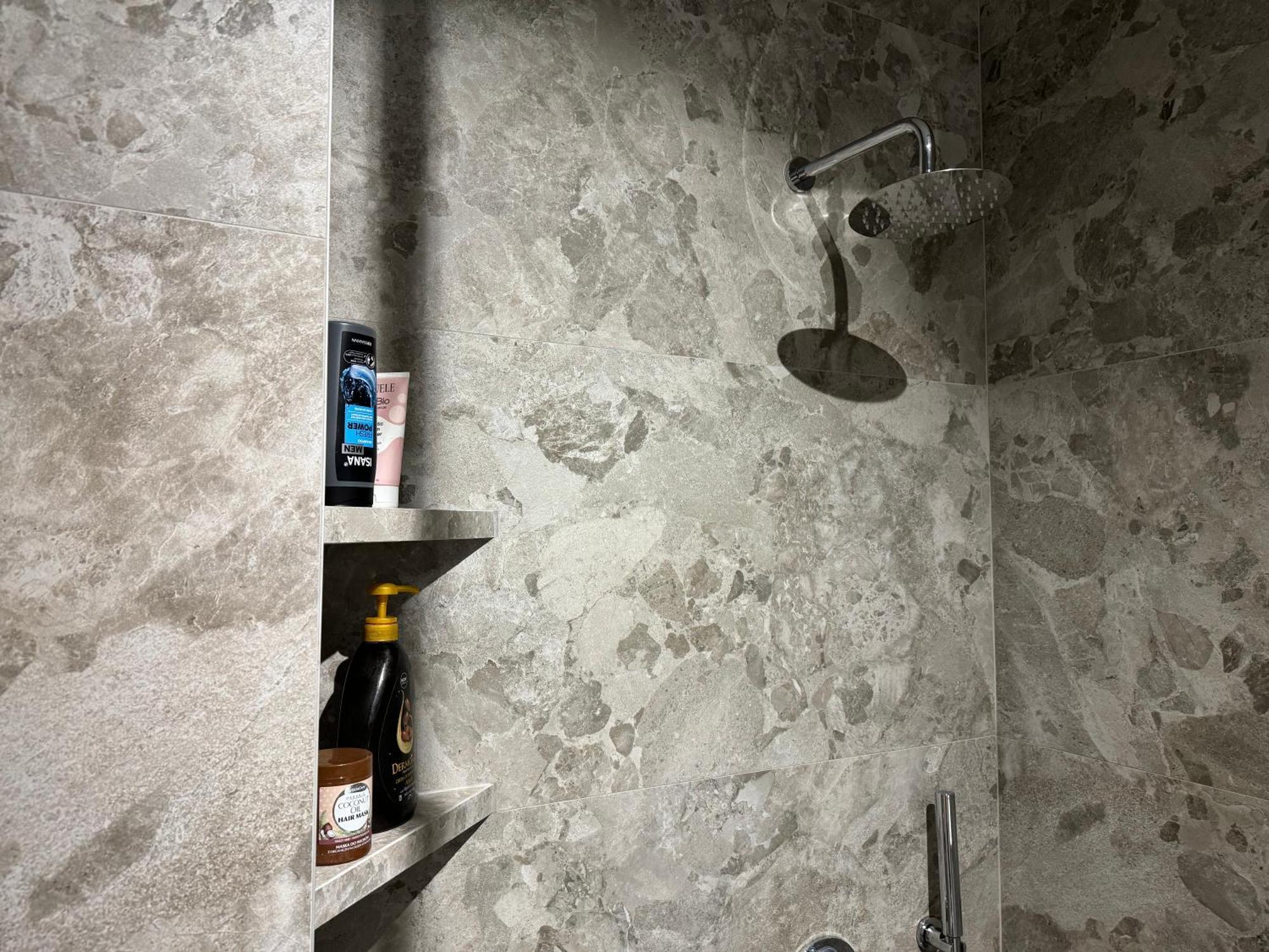 Am Apartment تيرانا المظهر الخارجي الصورة